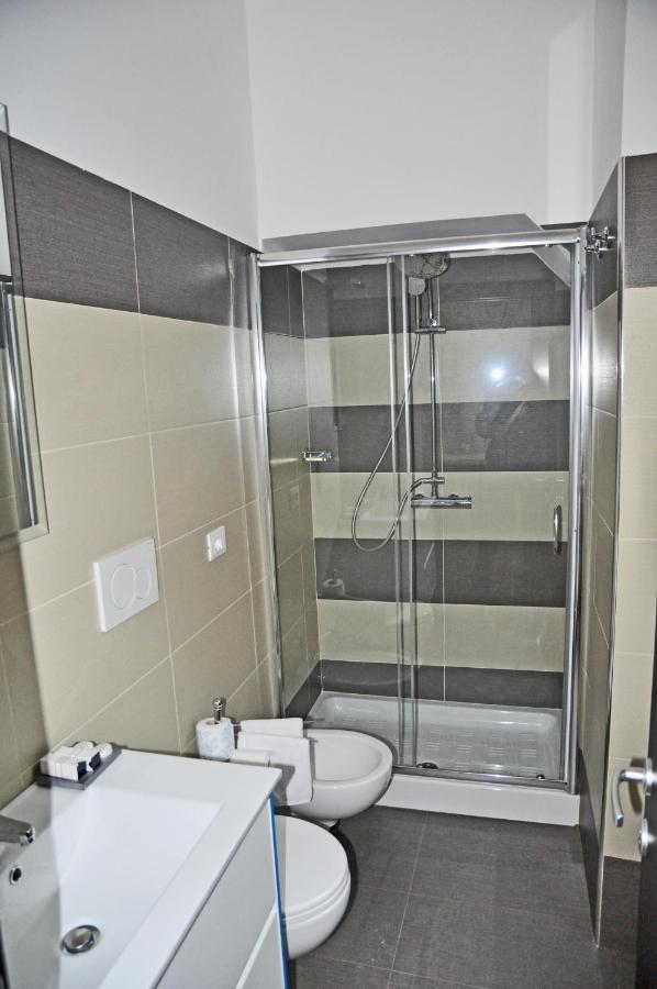 Guest House Piazza Bologna Рим Екстериор снимка
